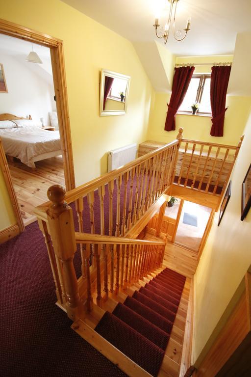 Macreddin Rock Bed & Breakfast Огрим Екстериор снимка