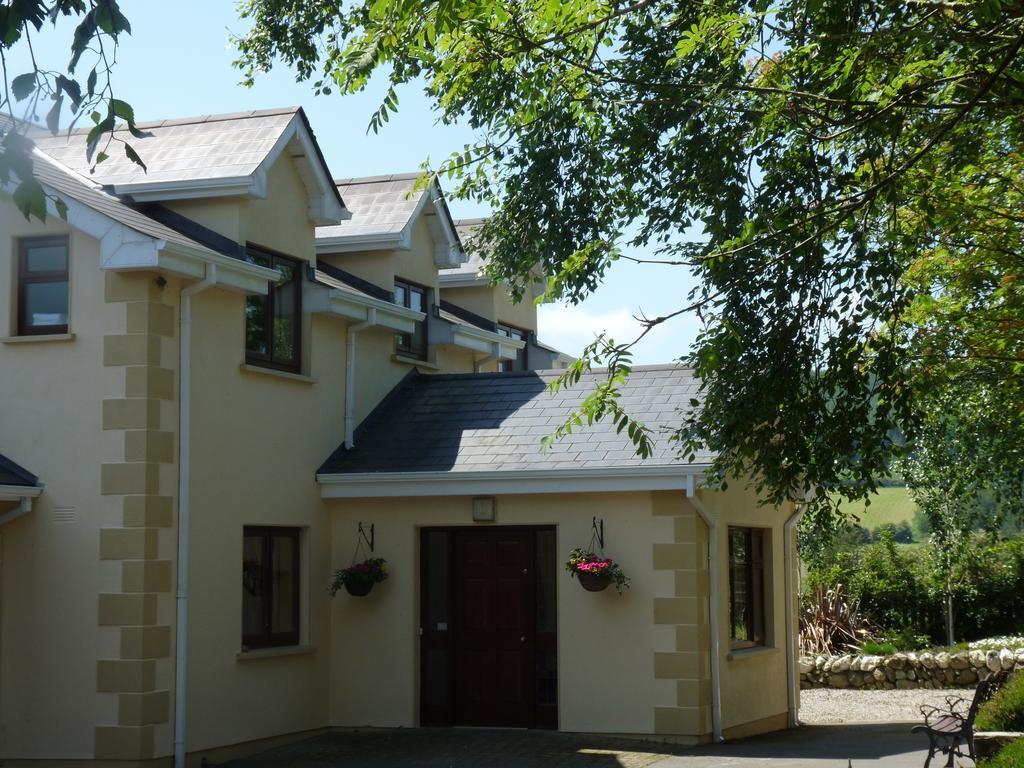 Macreddin Rock Bed & Breakfast Огрим Екстериор снимка