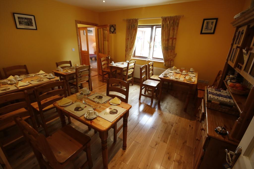 Macreddin Rock Bed & Breakfast Огрим Екстериор снимка